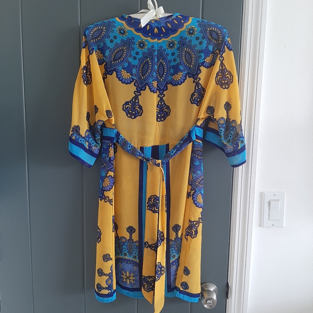 Tunic - Picture 8 of 8